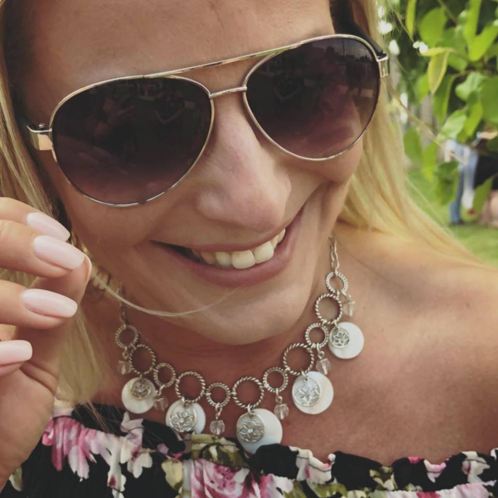 Meet your Posher, Kimberly